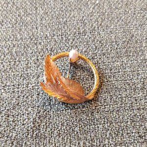 Vintage Goldtone and Faux Pearl Circle Brooch